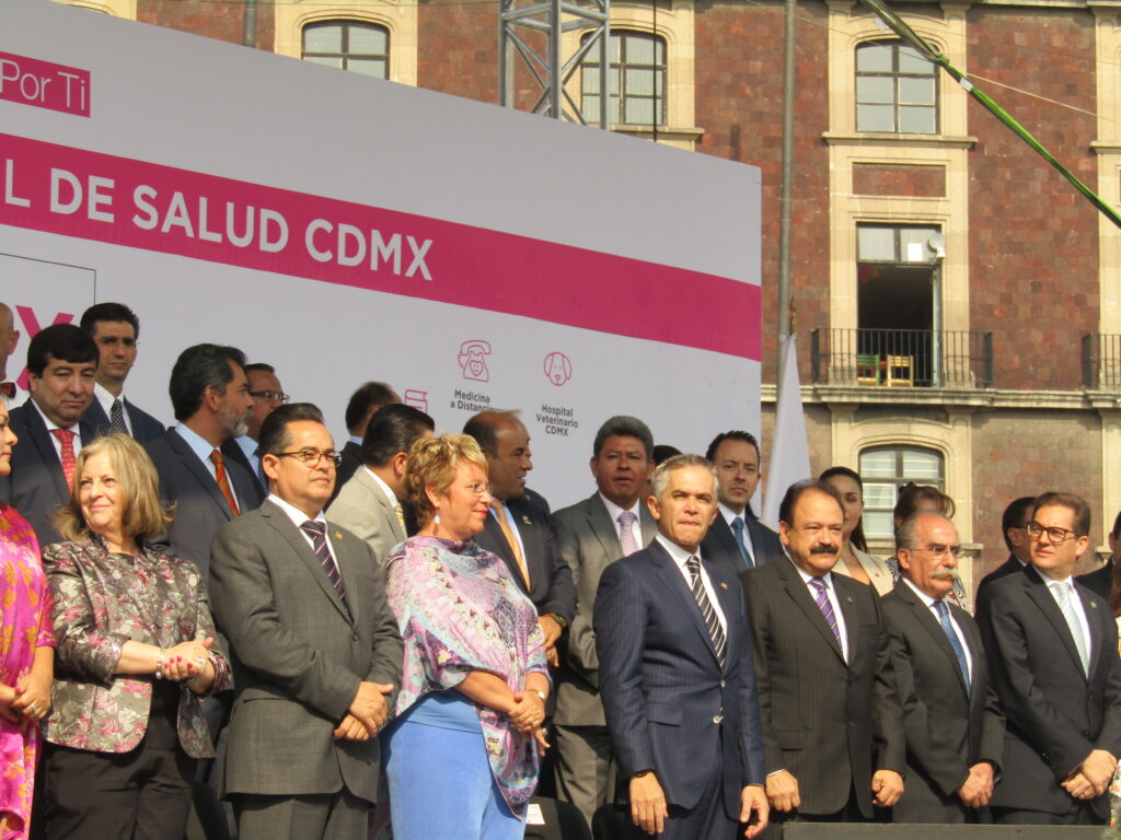 Miguel Angel Mancera en el día mundial de la Salud